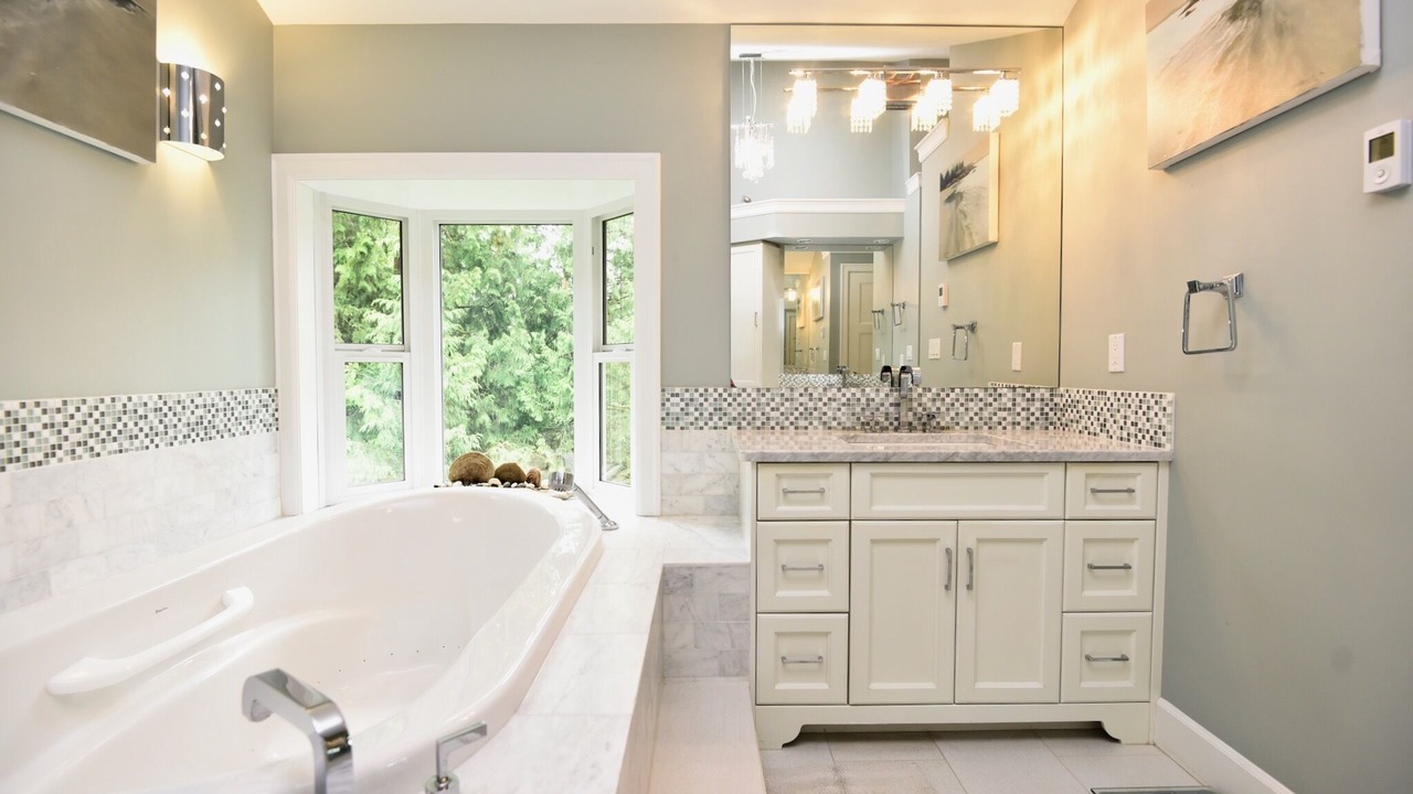 Photo of Bathroom in Maple Ridge