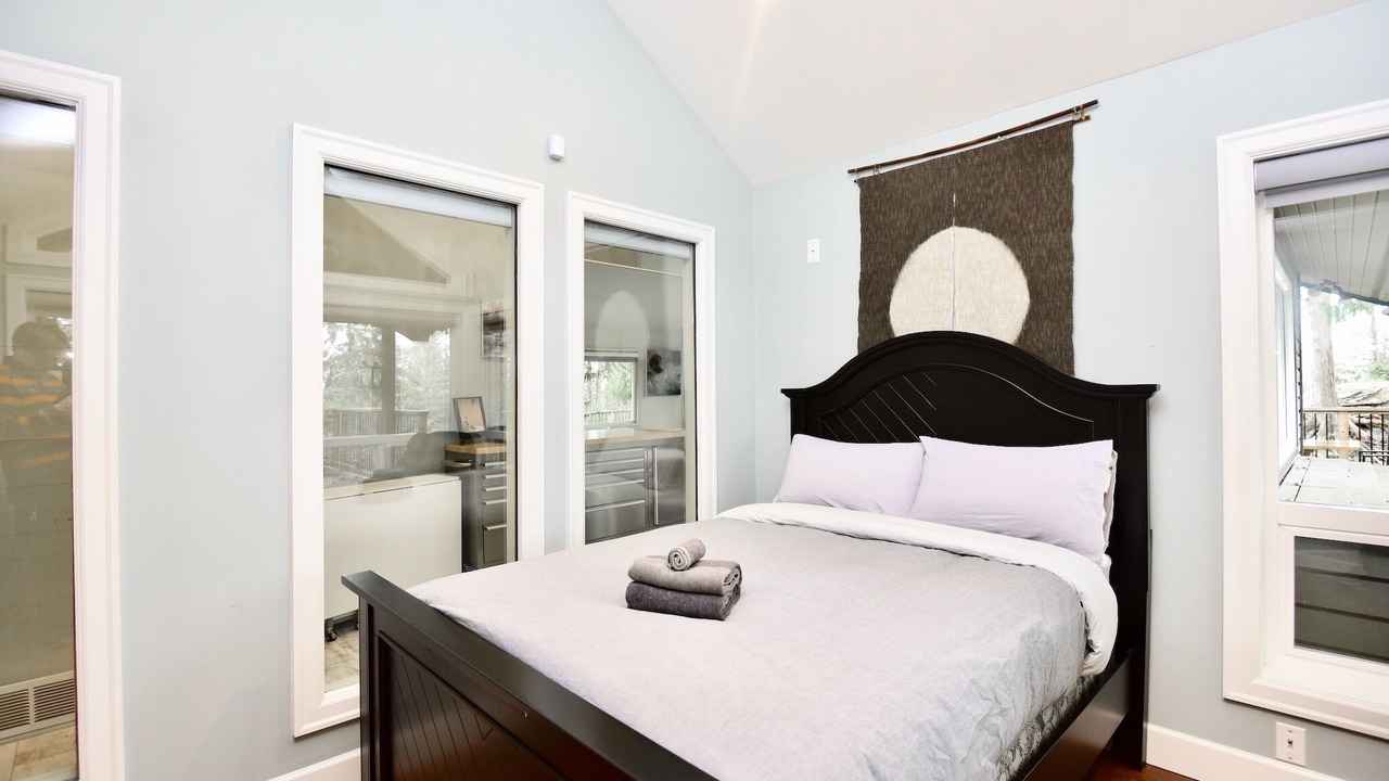 Photo of Bedroom in Maple Ridge