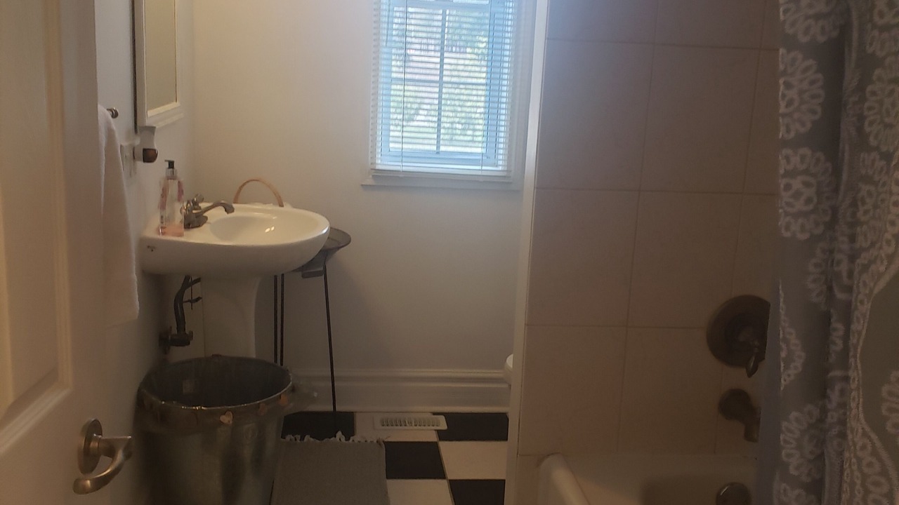 Photo of Bathroom in Ramara