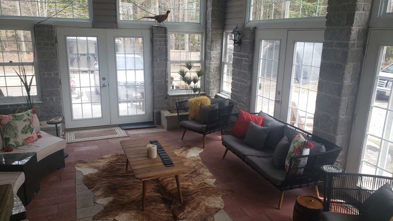 Photo of Livingroom in Ramara
