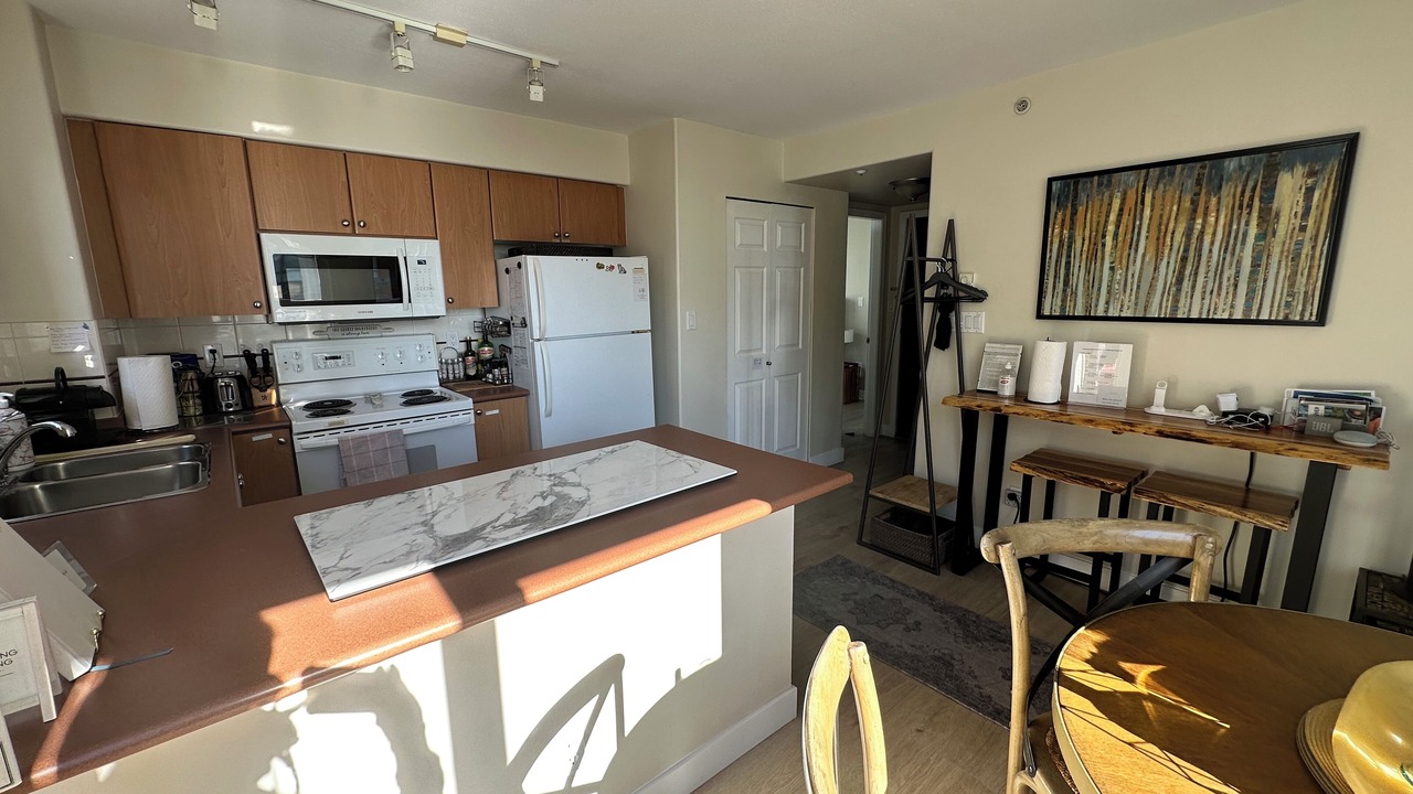 Photo of Kitchen in Davie Village