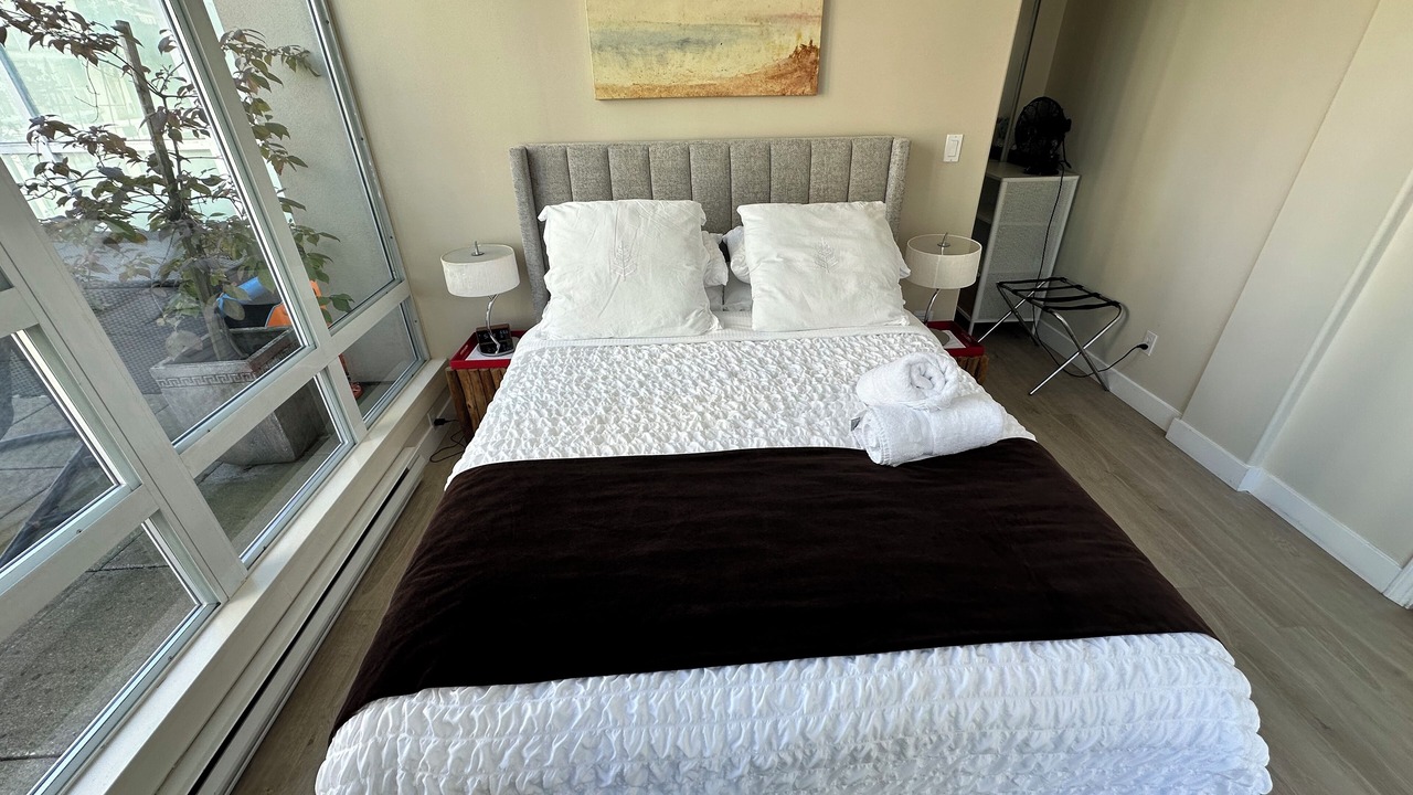Photo of Bedroom in Davie Village