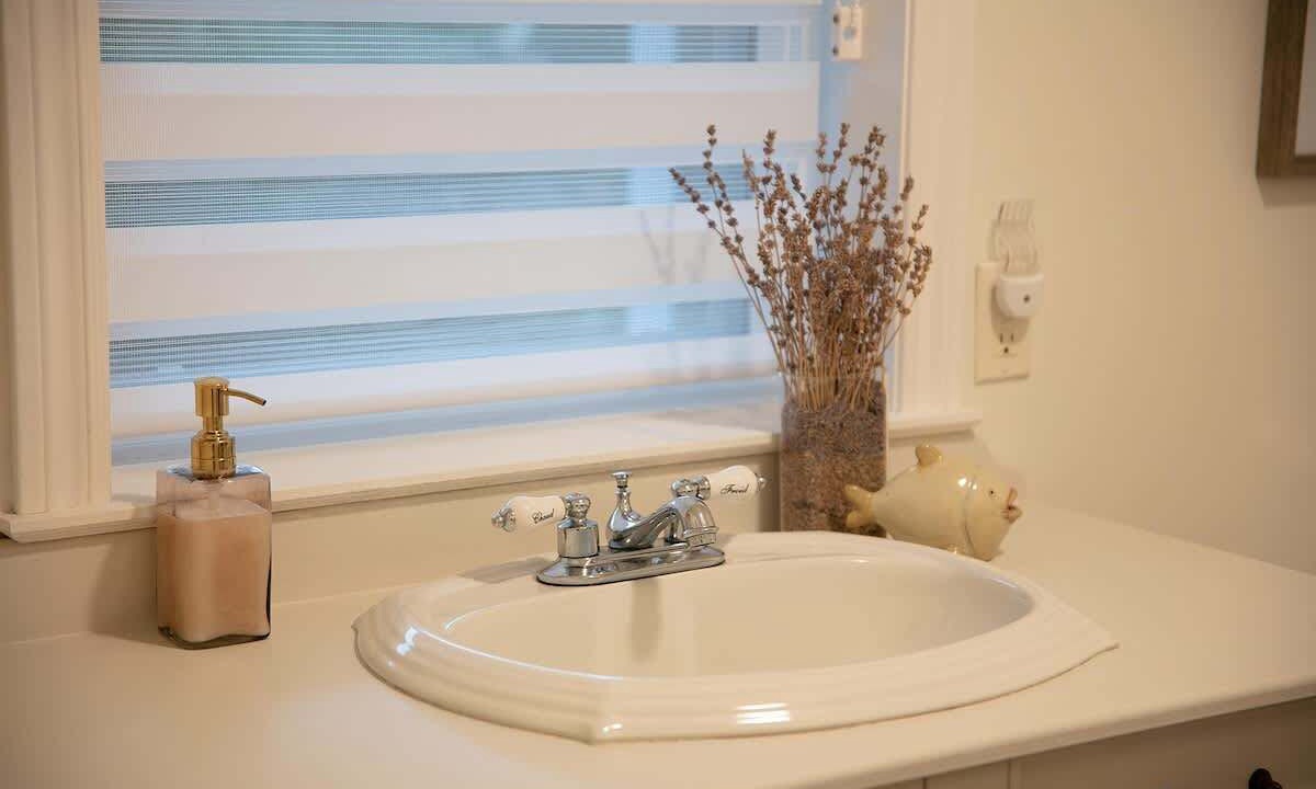 Photo of Bathroom in Stanstead Township