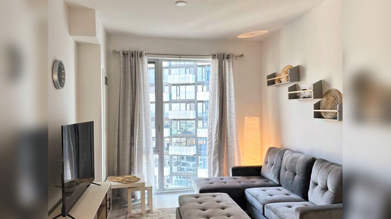 Photo of Livingroom in Wellington Place