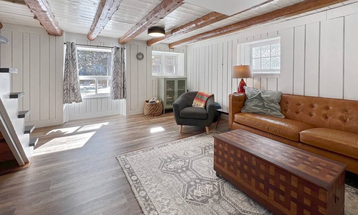 Photo of Livingroom in Lion's Head