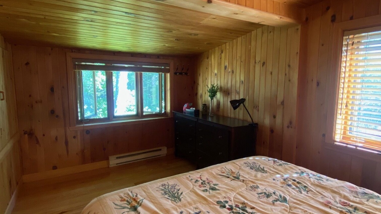 Photo of Bedroom in Montcalm