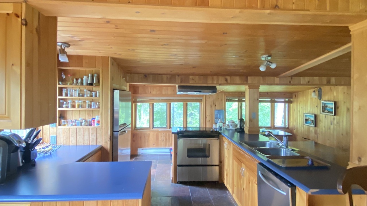 Photo of Kitchen in Montcalm