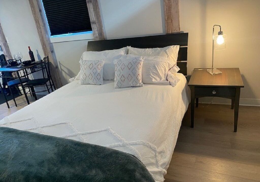 Photo of Bedroom in Okanagan-Similkameen