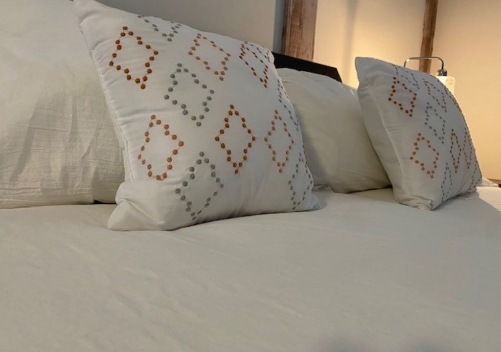 Photo of Bedroom in Okanagan-Similkameen