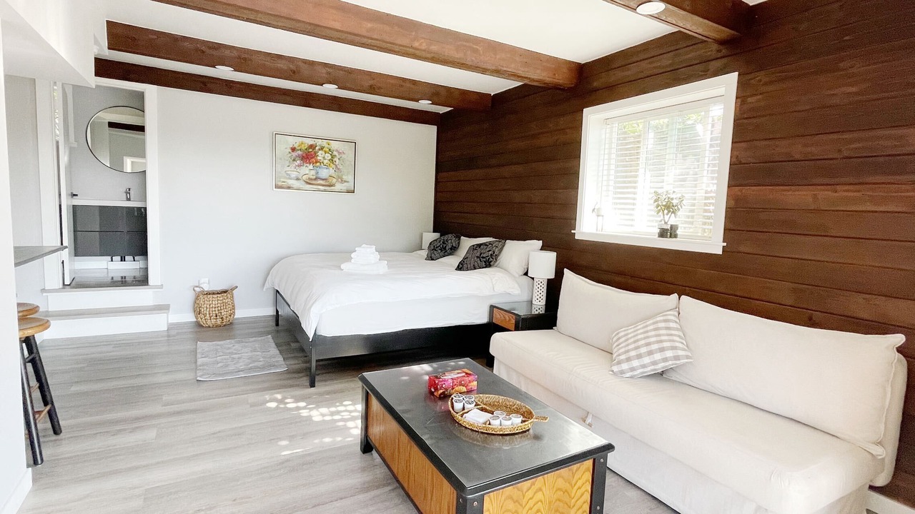 Photo of Bedroom in West Vancouver