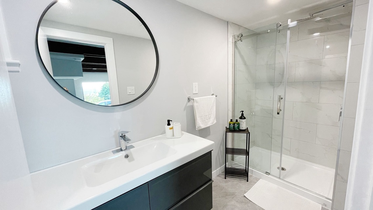 Photo of Bathroom in West Vancouver