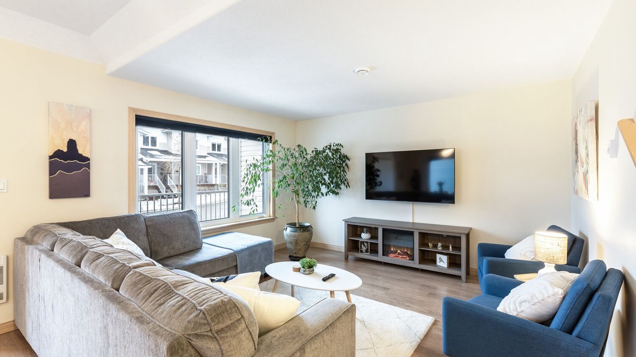 Photo of Livingroom in Whitehorse