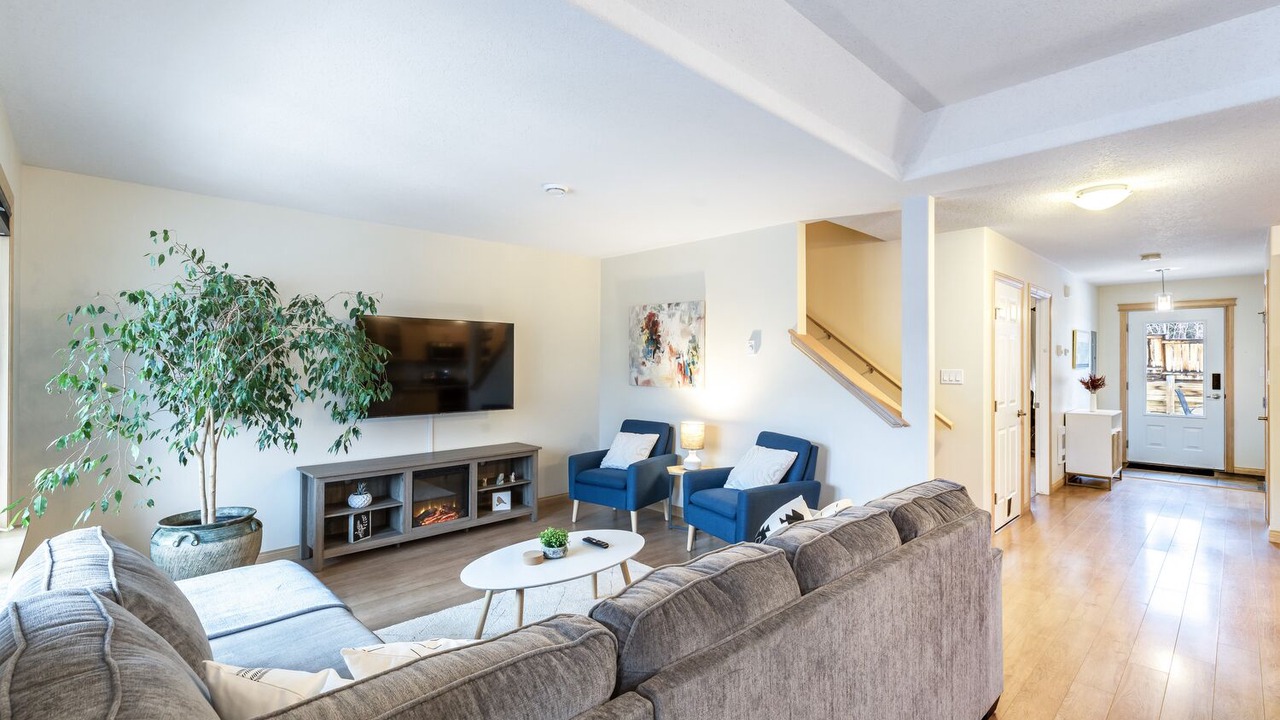 Photo of Livingroom in Whitehorse