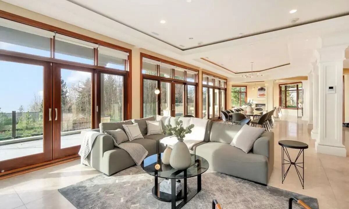 Photo of Livingroom in West Vancouver