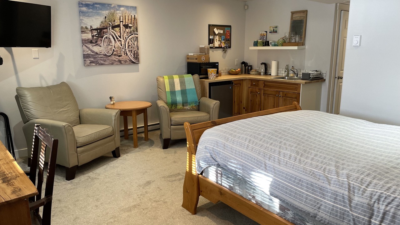 Photo of Bedroom in Cougar Creek