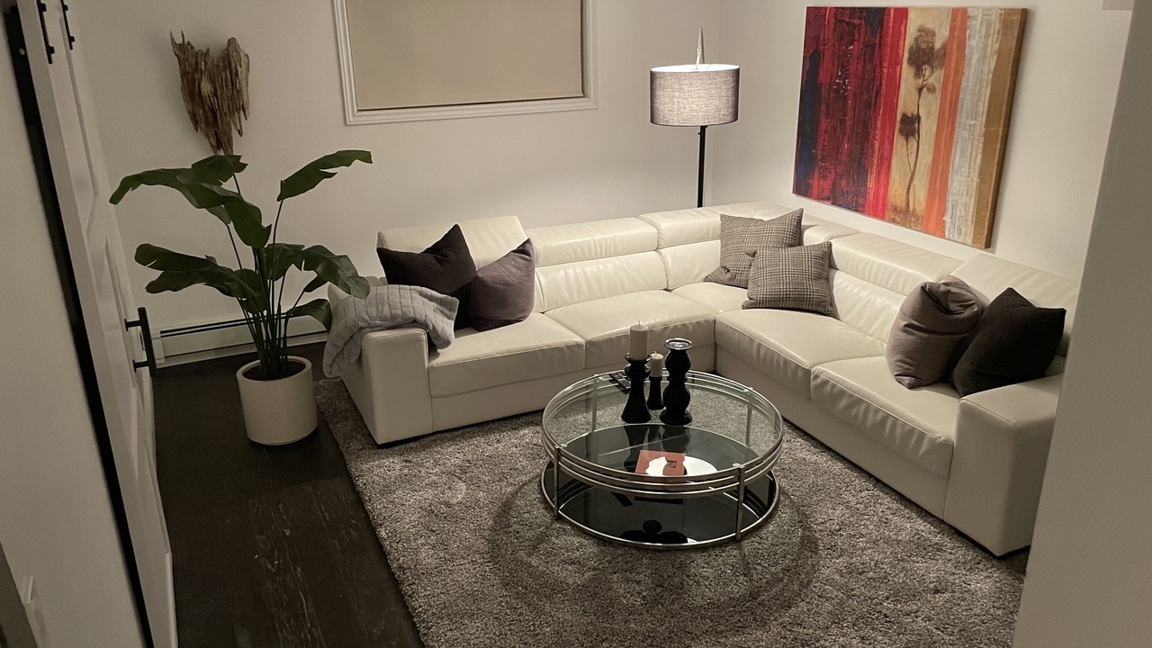 Photo of Livingroom in Sudbury