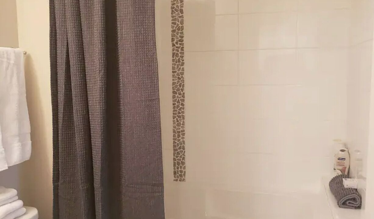 Photo of Bathroom in Shannon Lake