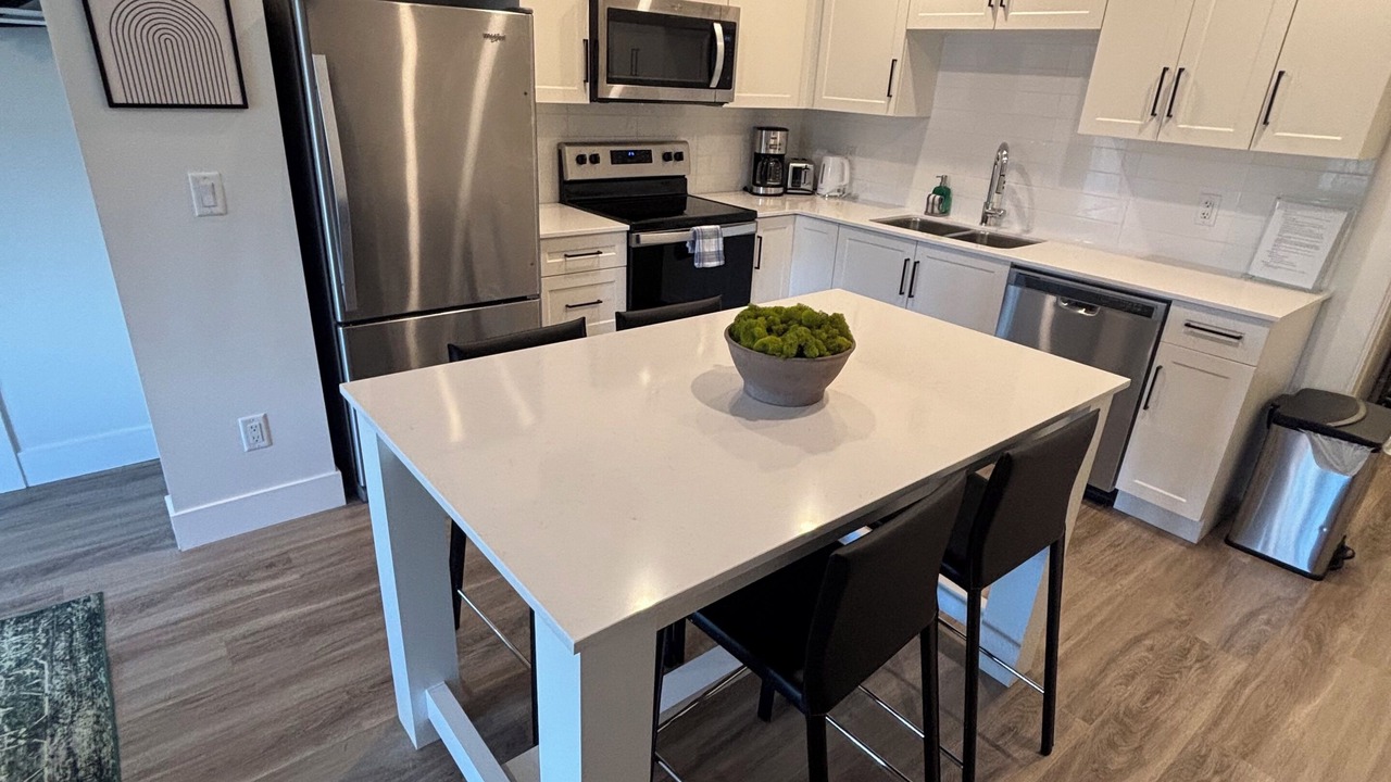 Photo of Kitchen in West Kelowna Estates