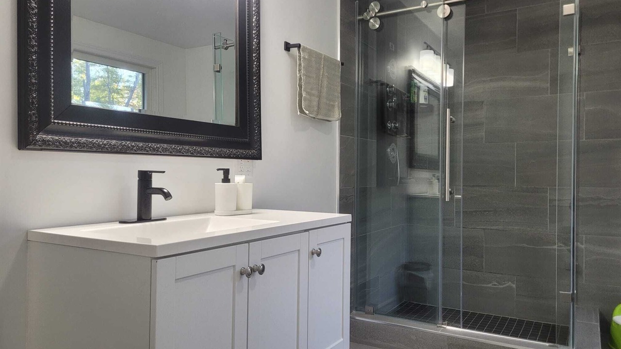 Photo of Bathroom in Baddeck
