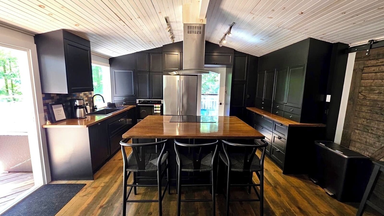 Photo of Kitchen in Bracebridge