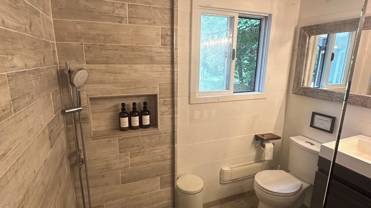Photo of Bathroom in Bracebridge