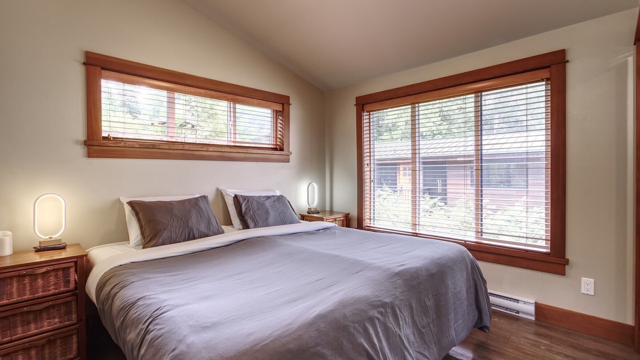 Photo of Bedroom in Port Renfrew