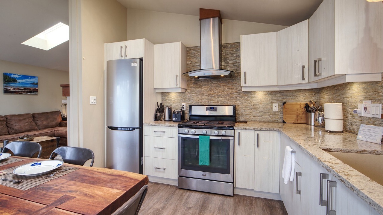 Photo of Kitchen in Port Renfrew