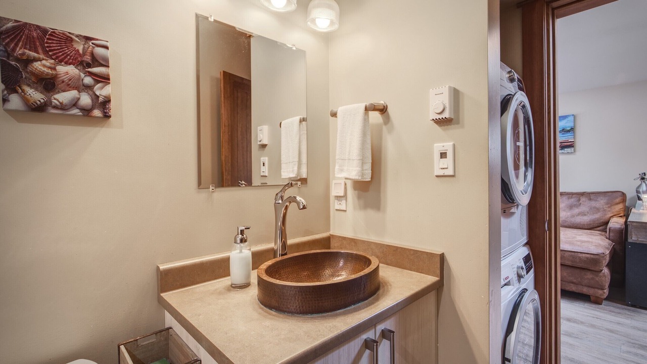 Photo of Bathroom in Port Renfrew