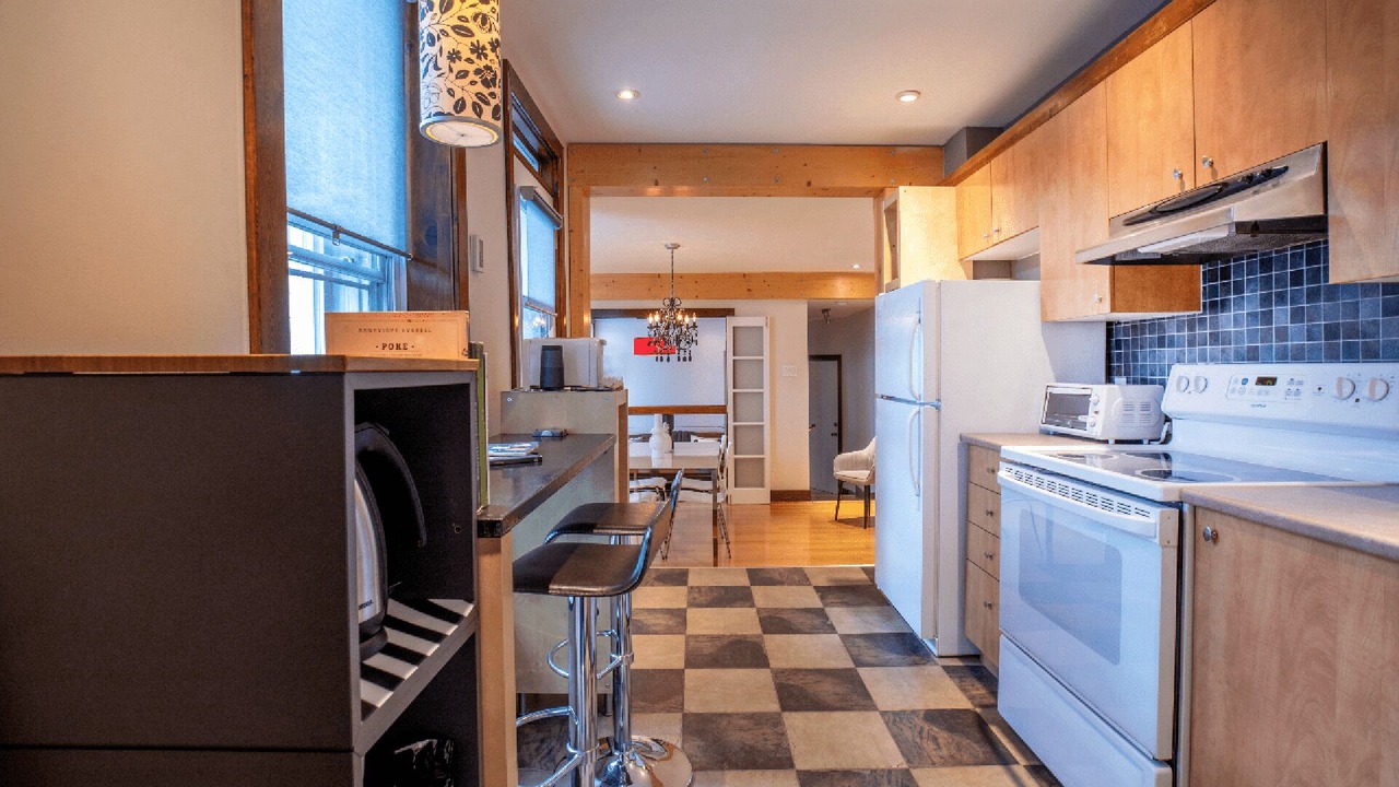 Photo of Kitchen in De Lorimier