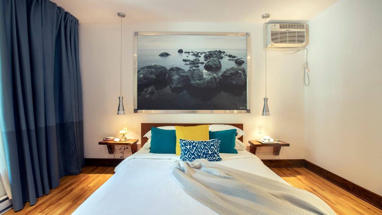 Photo of Bedroom in De Lorimier