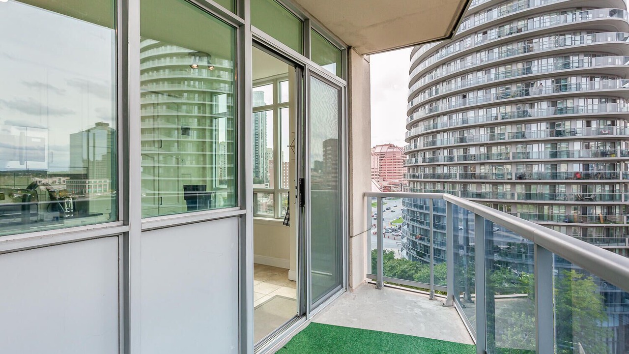 Photo of Outdoor in Downtown Mississauga
