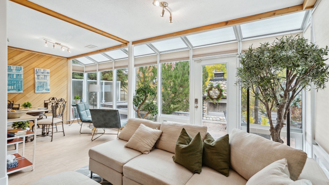 Photo of Livingroom in Southwest Calgary