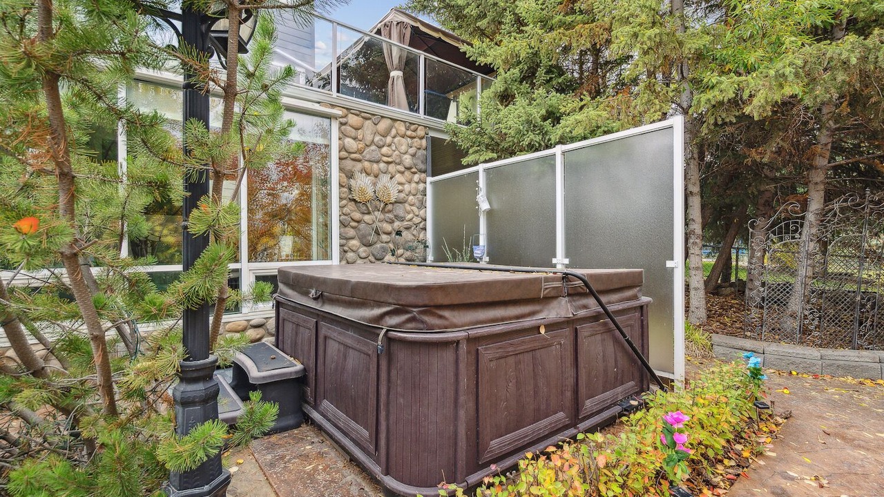 Photo of Patio Balcony in Southwest Calgary
