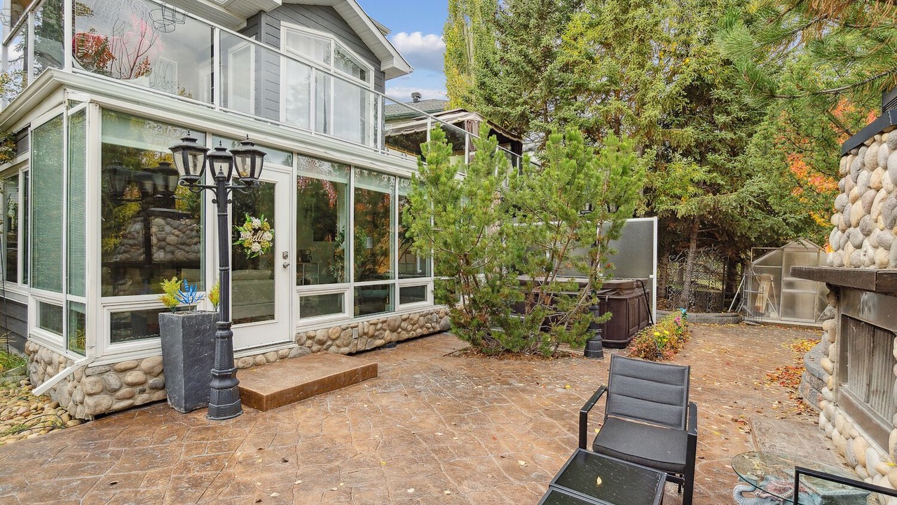 Photo of Patio Balcony in Southwest Calgary