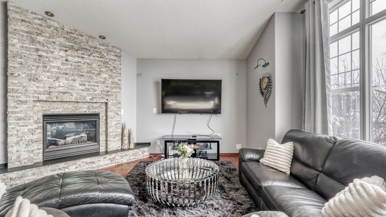 Photo of Livingroom in Bridlewood