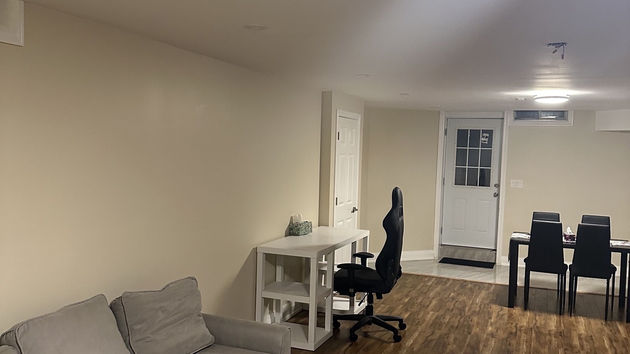 Photo of Livingroom in Churchill Meadows