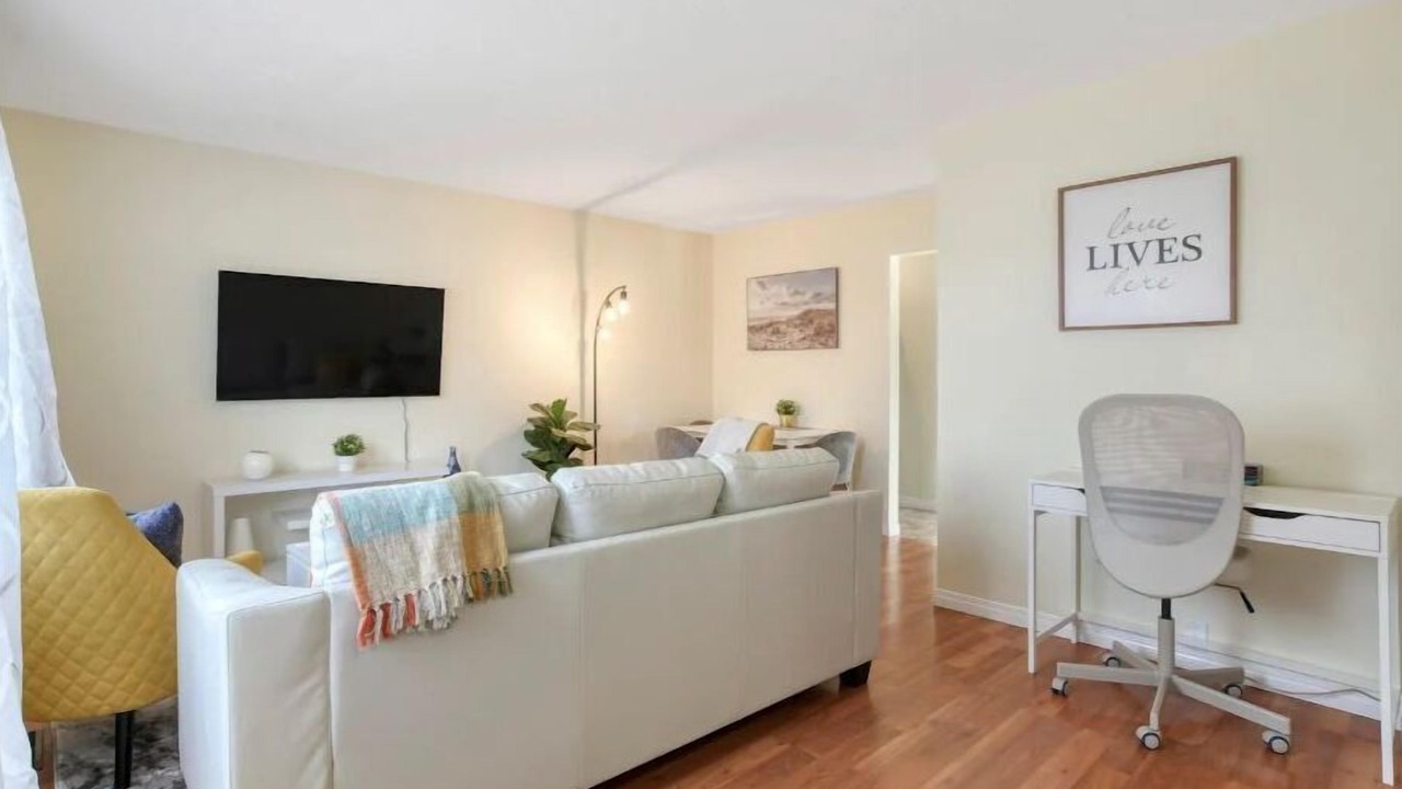 Photo of Livingroom in Fort Saskatchewan