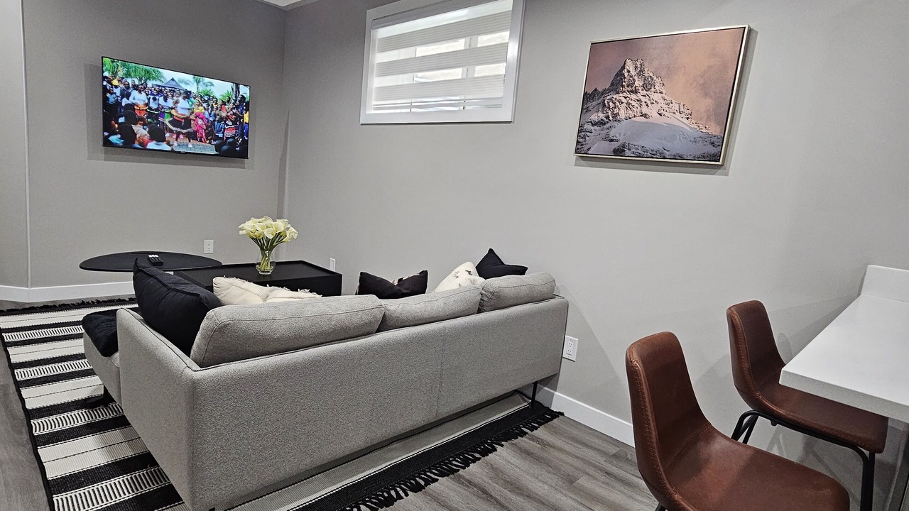 Photo of Livingroom in Northwest Edmonton