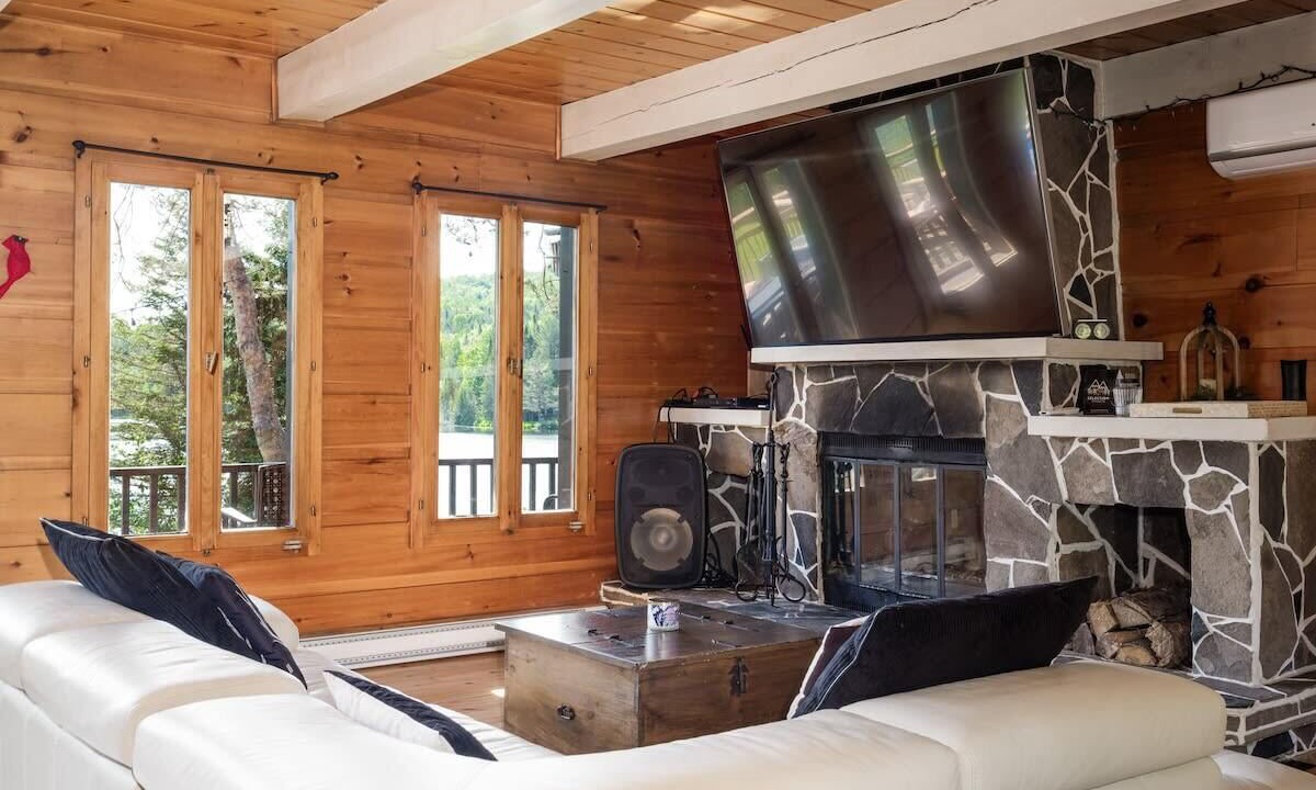Photo of Livingroom in Entrelacs