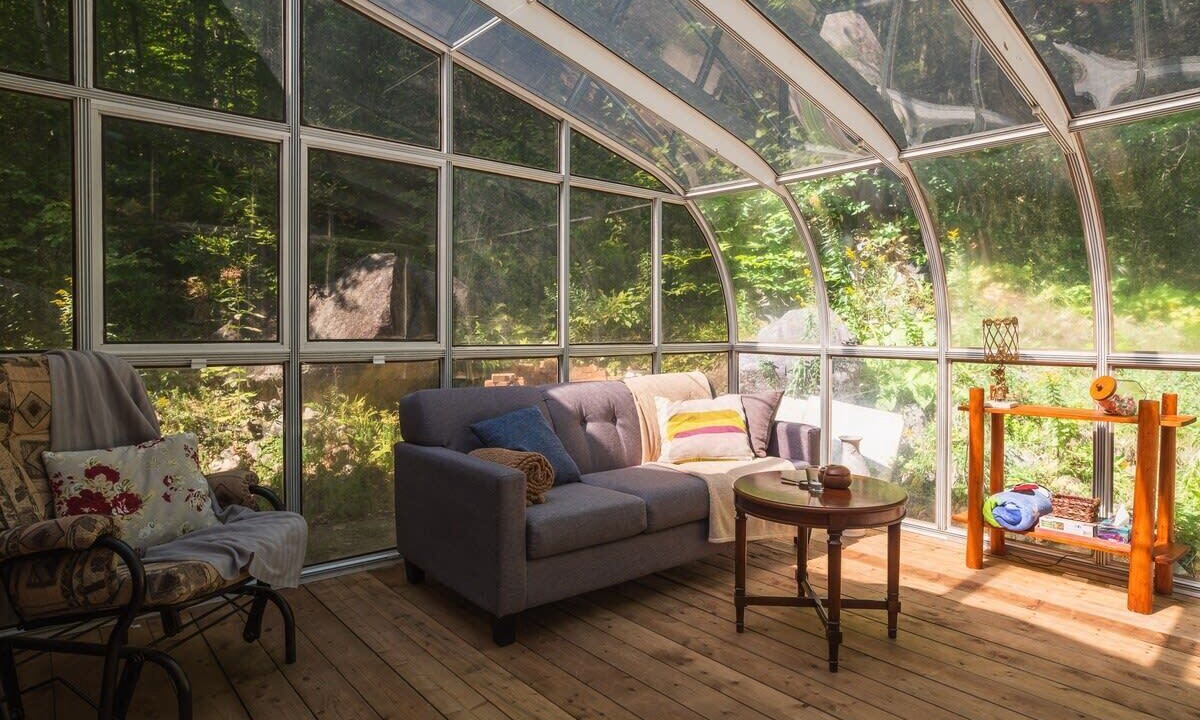 Photo of Livingroom in Chertsey