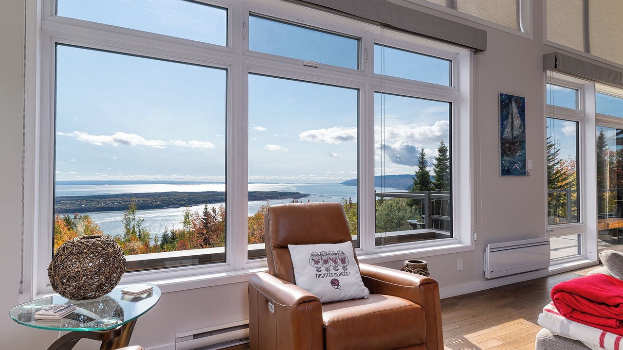 Photo of Livingroom in Saint-Joseph-de-la-Rive