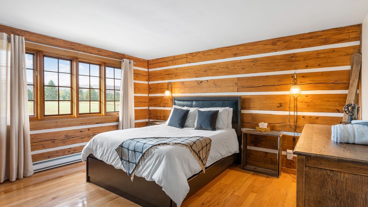 Photo of Bedroom in Amherst