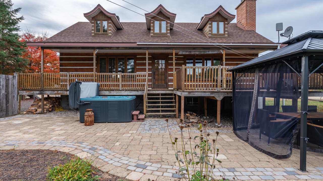 Photo of Patio Balcony in Amherst