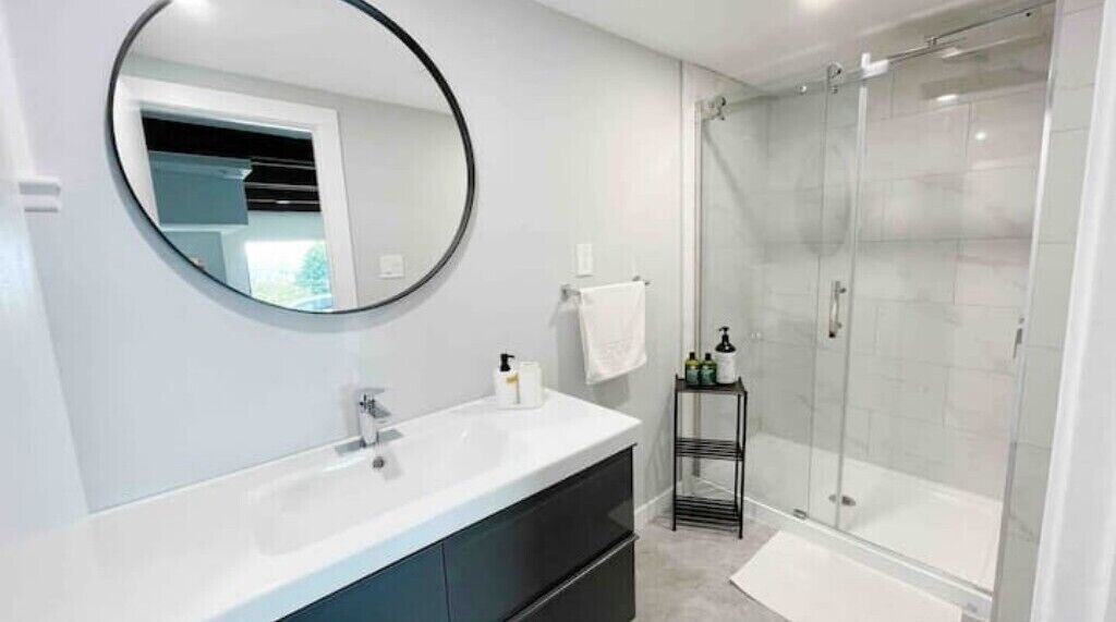 Photo of Bathroom in West Vancouver