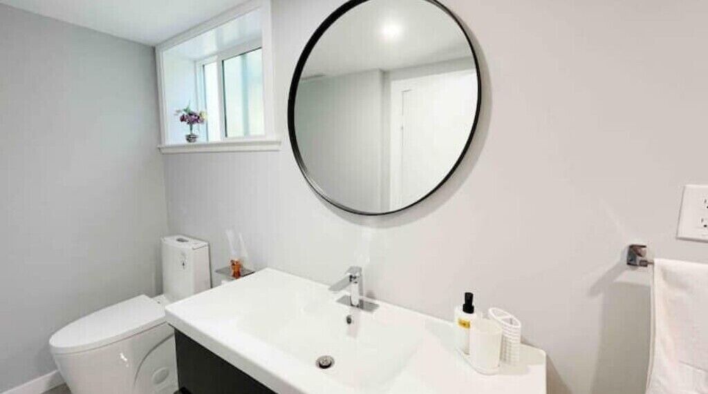 Photo of Bathroom in West Vancouver
