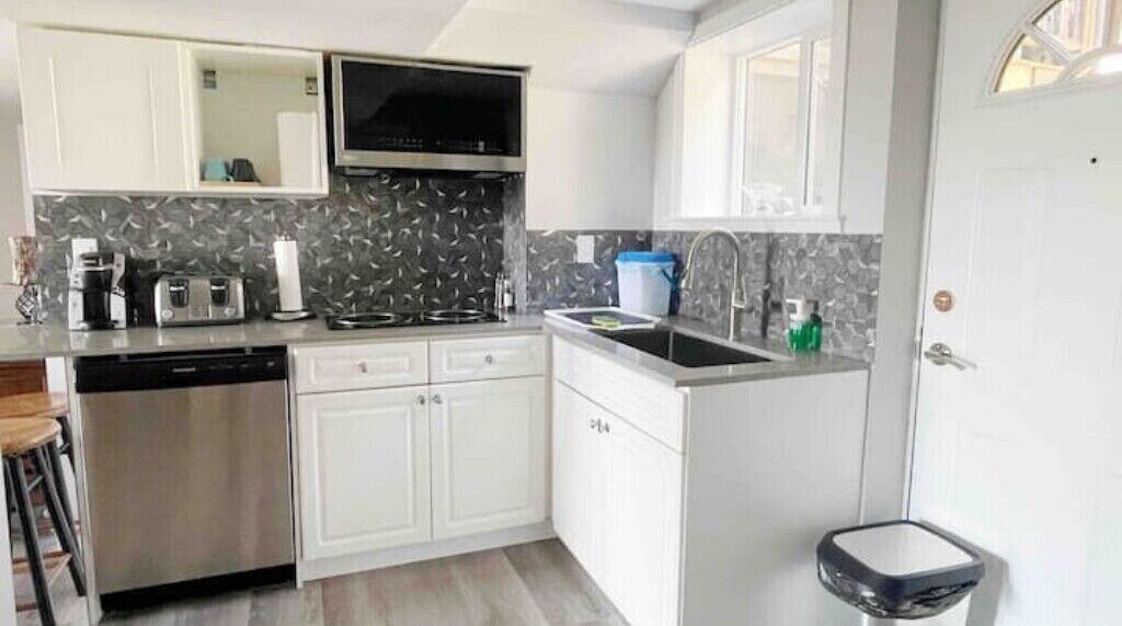 Photo of Kitchen in West Vancouver