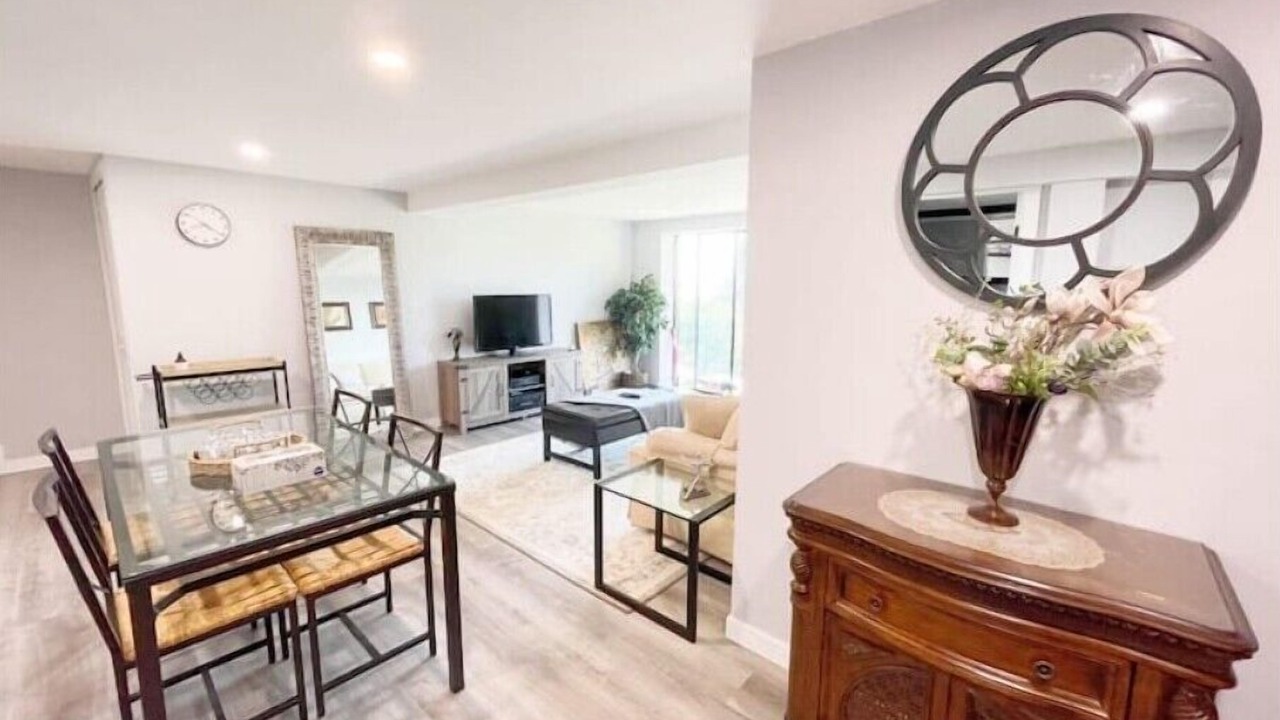 Photo of Livingroom in West Vancouver