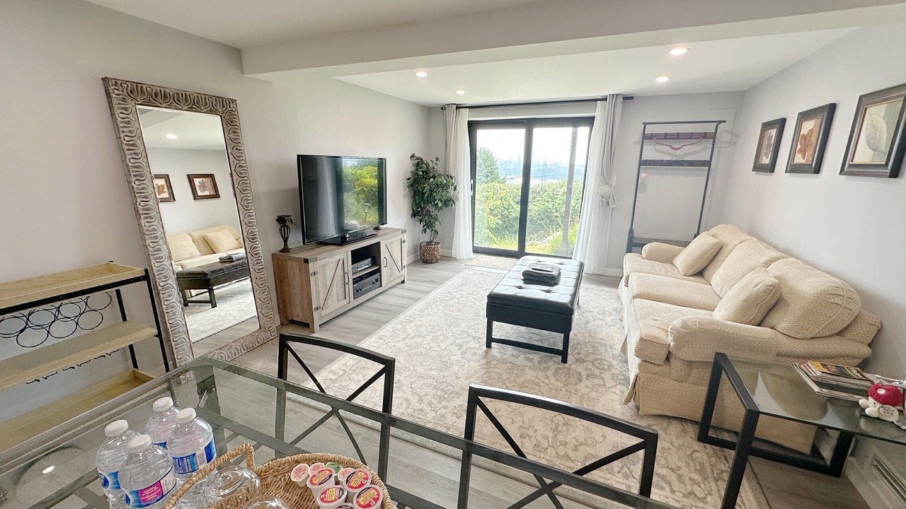 Photo of Livingroom in West Vancouver