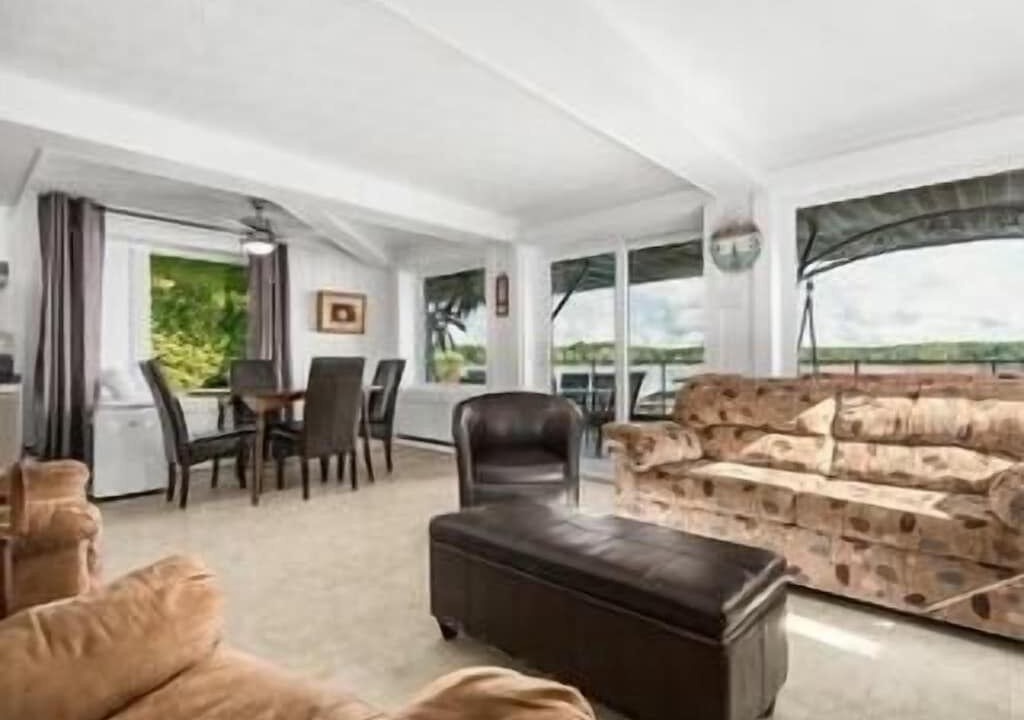 Photo of Livingroom in Lac-Brome