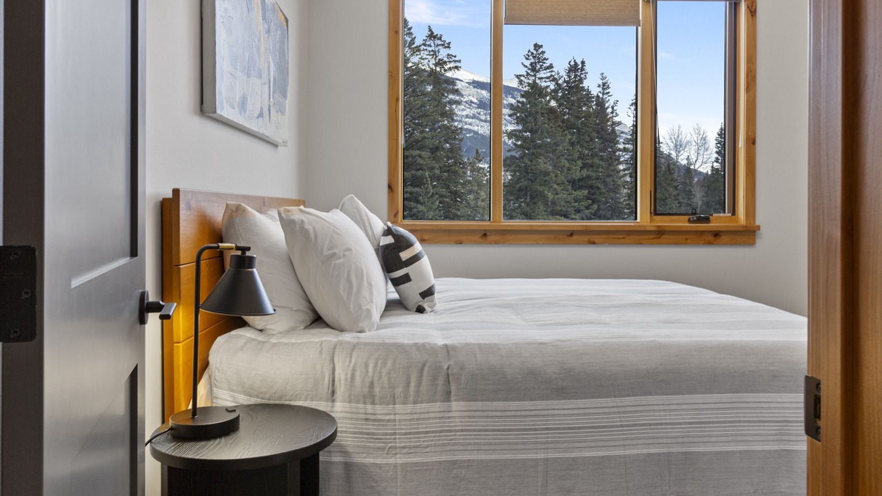 Photo of Bedroom in Canmore